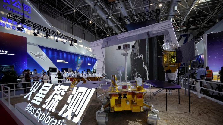 China rupe tăcerea cu privire la statutul robotului de pe Marte. Cât timp a petrecut vehiculul în hibernare