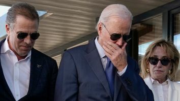 Joe Biden a izbucnit în lacrimi la întâlnirea cu preotul care a făcut ultima împărtășanie pentru fiul său, Beau, ucis de cancer