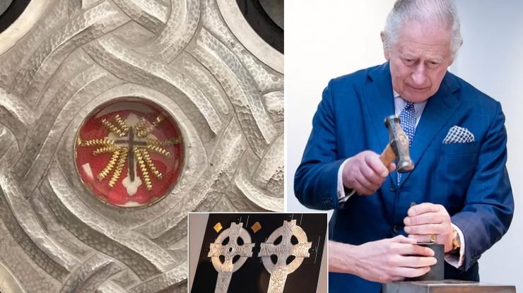 Papa Francisc i-a dăruit regelui Charles al III-lea două cioburi din „Adevărata Cruce”: „Pentru omul care are totul”