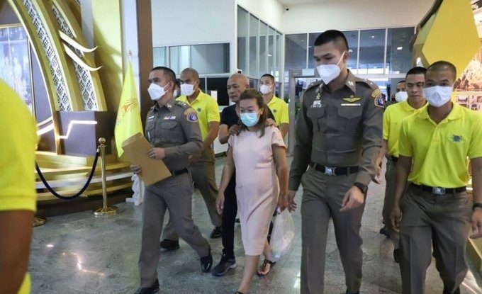 O femeie este suspectată că și-a ucis 12 prieteni otrăvindu-i cu cianură. Crimele ar fi început în 2020