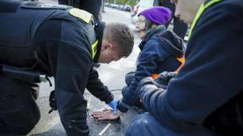 FOTO. Germania, blocată de proteste. Activiștii pentru climă au declarat vineri a zecea zi consecutivă de grevă