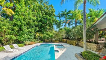 Cum arată casa de 11 milioane de dolari cu piscină infinită. Unde se află această bijuterie. FOTO