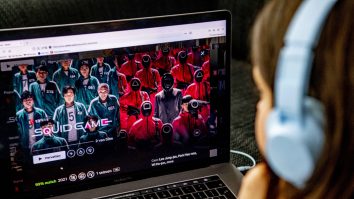 Ţara care îi plăteşte cu 500 de dolari pe tineri pentru a ieşi din case. De ce fenomenul îngrijorează autorităţile