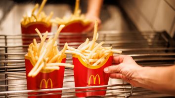 Cercetătorii avertizează: Consumul cartofilor prăjiți favorizează apariția depresiei la bărbați