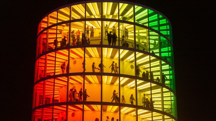 Coachella: Realitatea din spatele filtrelor Instagram – Fotografii care arată diferența dintre aparențele online și realitatea de la celebrul festival de muzică