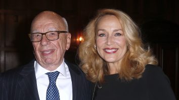 Jerry Hall nu are voie „să dea idei” scenariștilor serialului „Succession”. Este una dintre condițiile divorțului de Rupert Murdoch