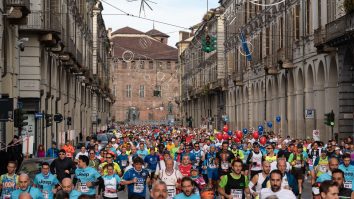 Ce se întâmplă cu corpul tău atunci când alergi la un maraton? 7 lucruri pe care trebuie să le știi