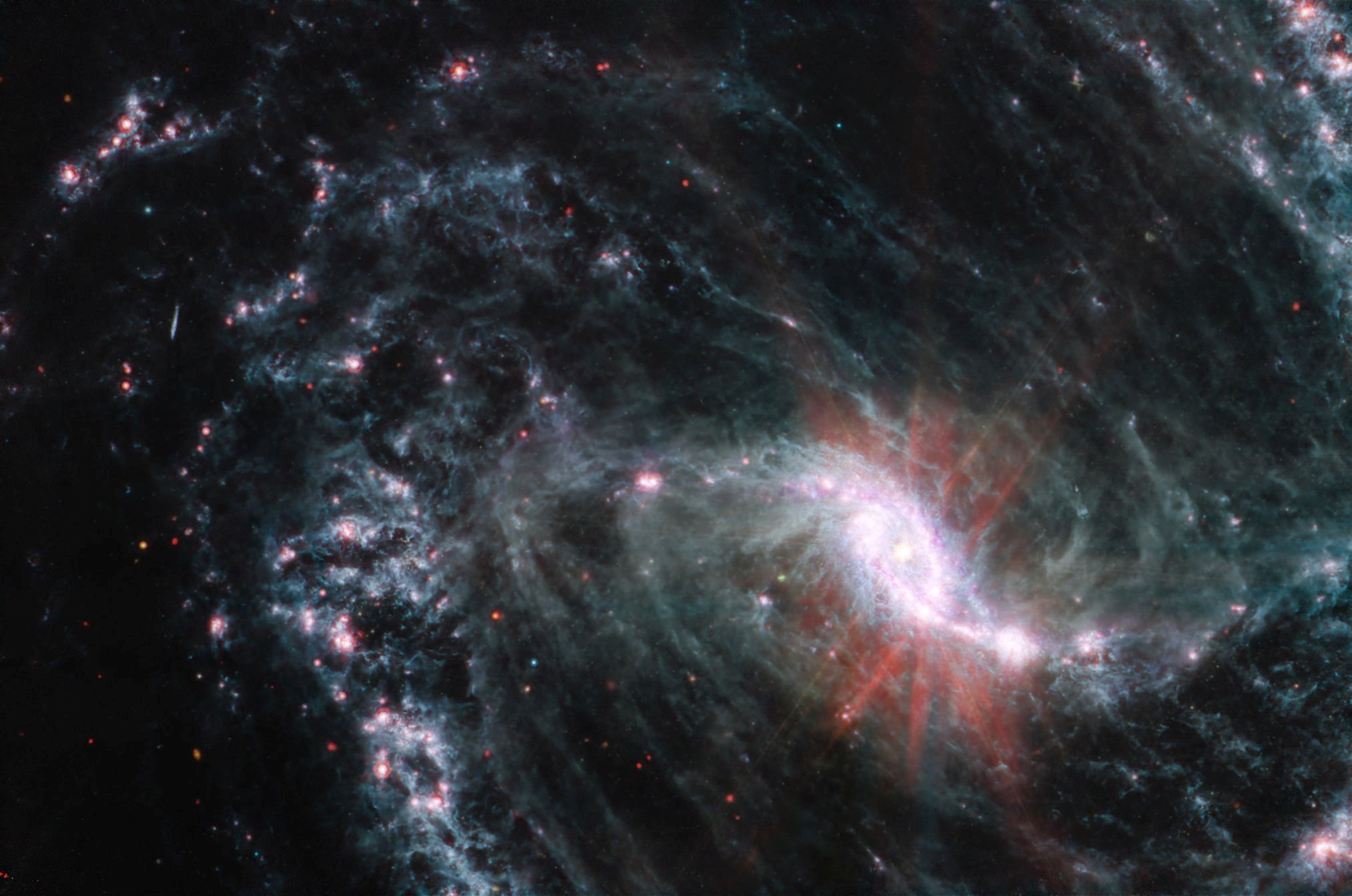 FOTO|VIDEO. Telescopul Webb a surprins „monstrul verde” din interiorul unei supernove tinere