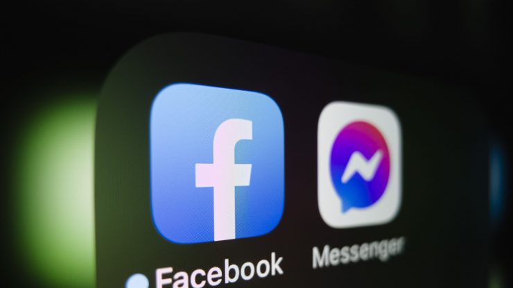 A picat Facebook. Ce probleme raportează utilizatorii