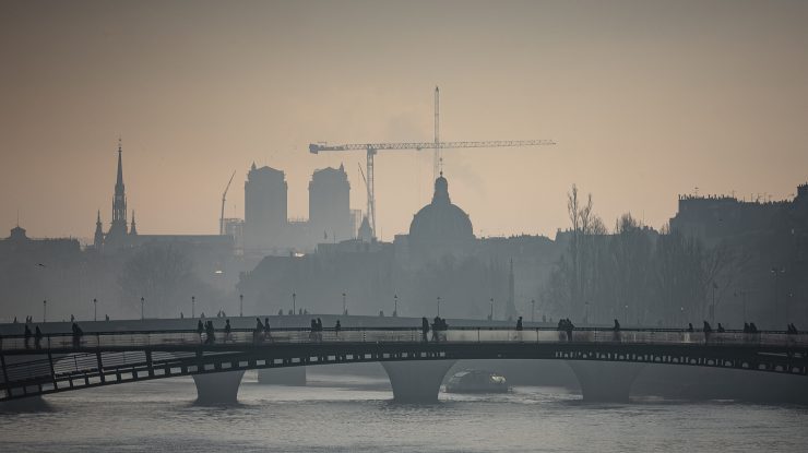 Aerul poluat ucide peste 1.200 de copii anual, în Europa. Ce boli poate agrava poluarea