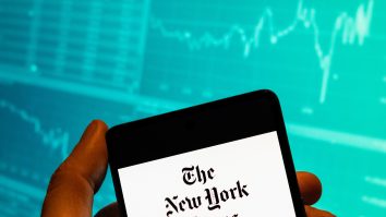 Publicația New York Times și-a pierdut certificarea pe contul oficial de Twitter. Ce spune Elon Musk