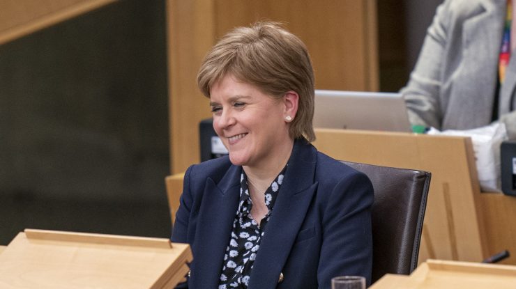 Nicola Sturgeon respinge speculațiile nefondate despre viața sa personală. Totuși, de ce a demisionat?