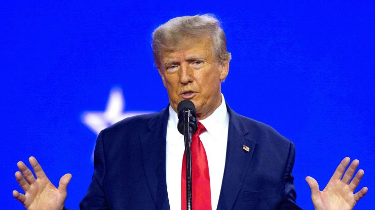 America ne dă o lecție de democrație: Donald Trump, primul fost președinte SUA inculpat penal