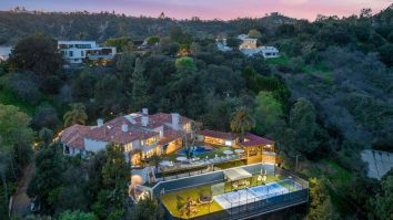 Cum arată o vilă de 11 de milioane de dolari din Beverly Hills. Stevie Wonder a locuit în această casă