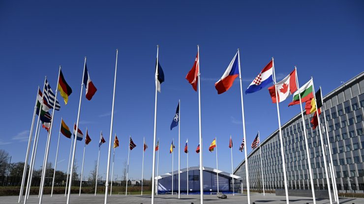 Finlanda a devenit oficial membru NATO. Avertismentul Rusiei