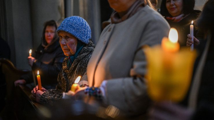 LIVE UPDATE. 415 zile de invazie rusă. Cimitire minate și biserici închise în Ucraina, în apropierea celui de-al doilea Paște sărbătorit în plin război