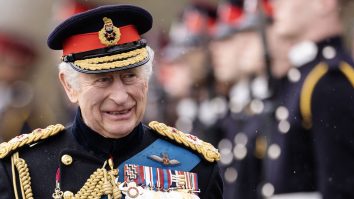 Noi detalii despre încoronarea regelui Charles al III-lea. Rishi Sunak, primul prim-ministru hindus din Marea Britanie, va citi din Biblie