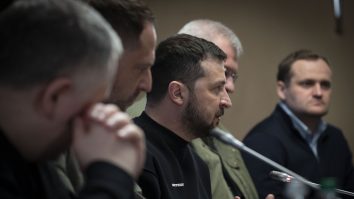 Volodimir Zelenski a vorbit cu Xi Jinping. China va trimite reprezentanți speciali în Ucraina