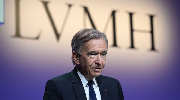 Proprietarul companiilor Tiffany și Dior obține un boost datorită redeschiderii economice din China