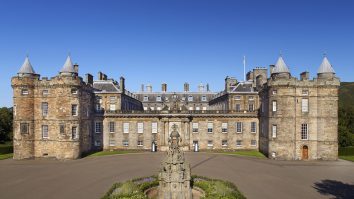 10 destinații celebre în Marea Britanie. Locuri în care te simți ca un membru al familiei regale