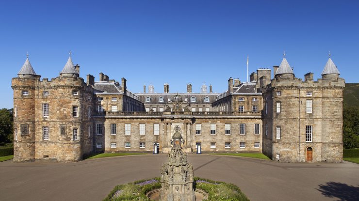 10 destinații celebre în Marea Britanie. Locuri în care te simți ca un membru al familiei regale