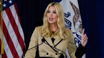 Ivanka Trump reacționează la punerea sub acuzare a tatălui său: „Îmi iubesc tatăl și îmi iubesc țara. Sunt îndurerată pentru amândoi”