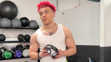 VIDEO. Un TikToker povestește cum a fost păcălit de un deținut pe un site de întâlniri. Ce a descoperit acesta