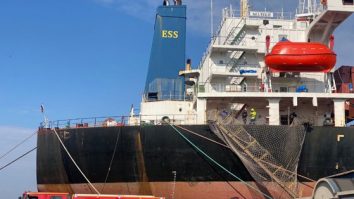 Explozie pe șantierul naval Midia. Trei persoane au fost rănite, dintre care 2 au suferit arsuri