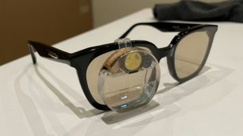 Studenții de la Stanford creează RizzGPT: monoclul AR alimentat de ChatGPT-4 care îți spune ce să spui în timpul interviurilor incomode