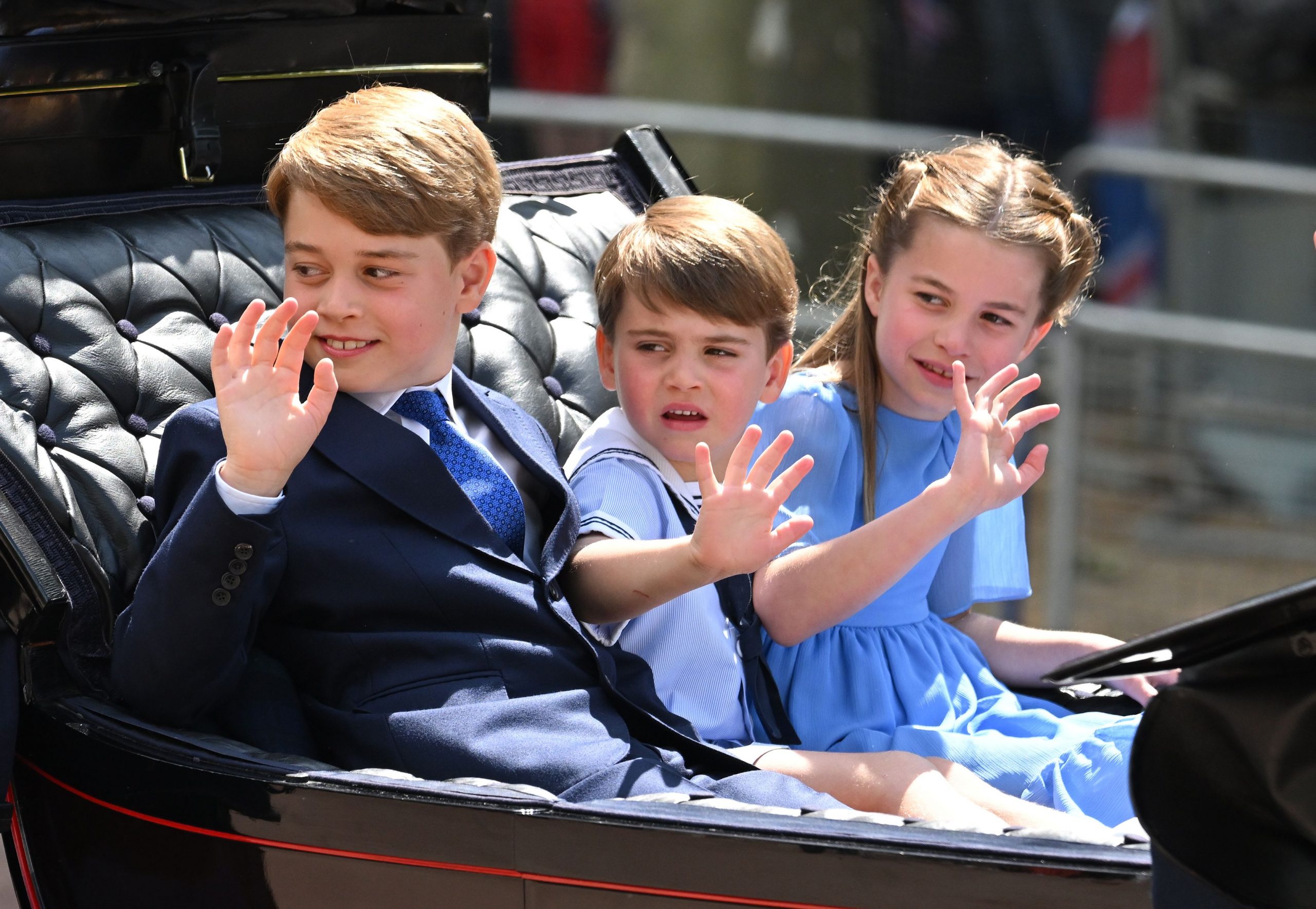 William și Kate trebuie să decidă. Va avea Prințul George un rol oficial în cadrul ceremoniei de încoronare?