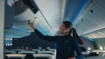 VIDEO. Emma Răducanu, Robert Peston și Little Simz sunt personajele principale în noul videoclip lansat de British Airways