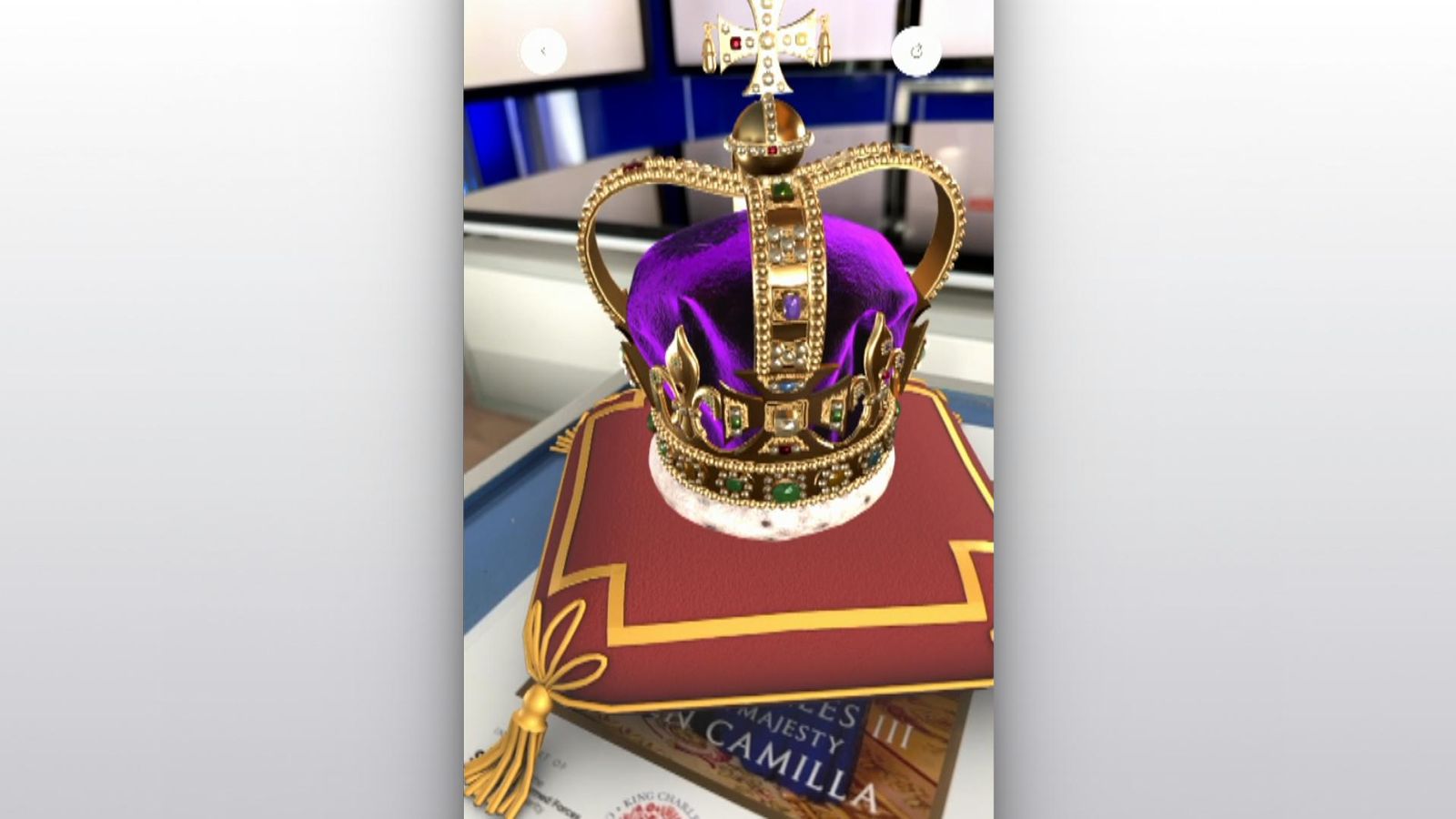 Coroana regelui Charles al III-lea, prin „lupa” realității augmentate. O experiență imersivă ți-o arată îndeaproape
