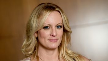 Stormy Daniels atrage pe Pornhub. Numele ei, căutat de 650.000 pe platformă în ziua în care Trump a fost citat în instanță