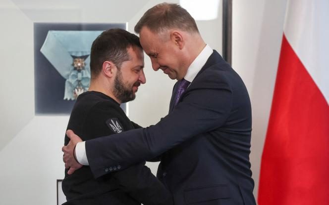 LIVE UPDATE. 407 zile de invazie rusă. Volodimir Zelenski a primit cea mai veche și cea mai înaltă distincție civilă din Polonia