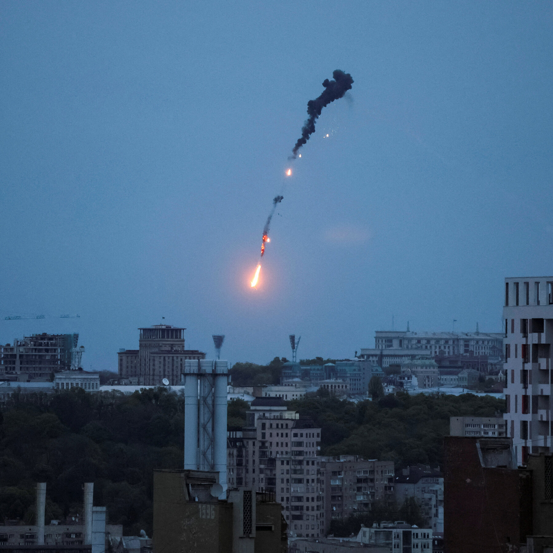 LIVE UPDATE. 436 zile de invazie rusă. O dronă inamică a fost doborâtă în capitala ucraineană. A fost emisă o alertă de raid aerian în tot orașul