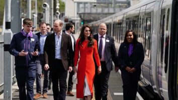FOTO. Prințul William și Kate Middleton, de la caleașcă la metrou. Cum au fost surprinși membrii familiei regale britanice
