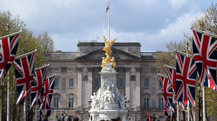FOTO. Marea Britanie se pregătește de încoronarea istorică a regelui Charles al III-lea