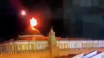 Războiul din Ucraina: SUA neagă că ar fi pus la cale atacul cu dronă de la Moscova. Ce spune Volodymyr Zelensky