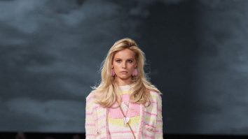 CHANEL CRUISE 2023 PINK OUTFIT