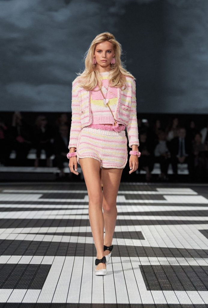 CHANEL CRUISE 2023 PINK OUTFIT