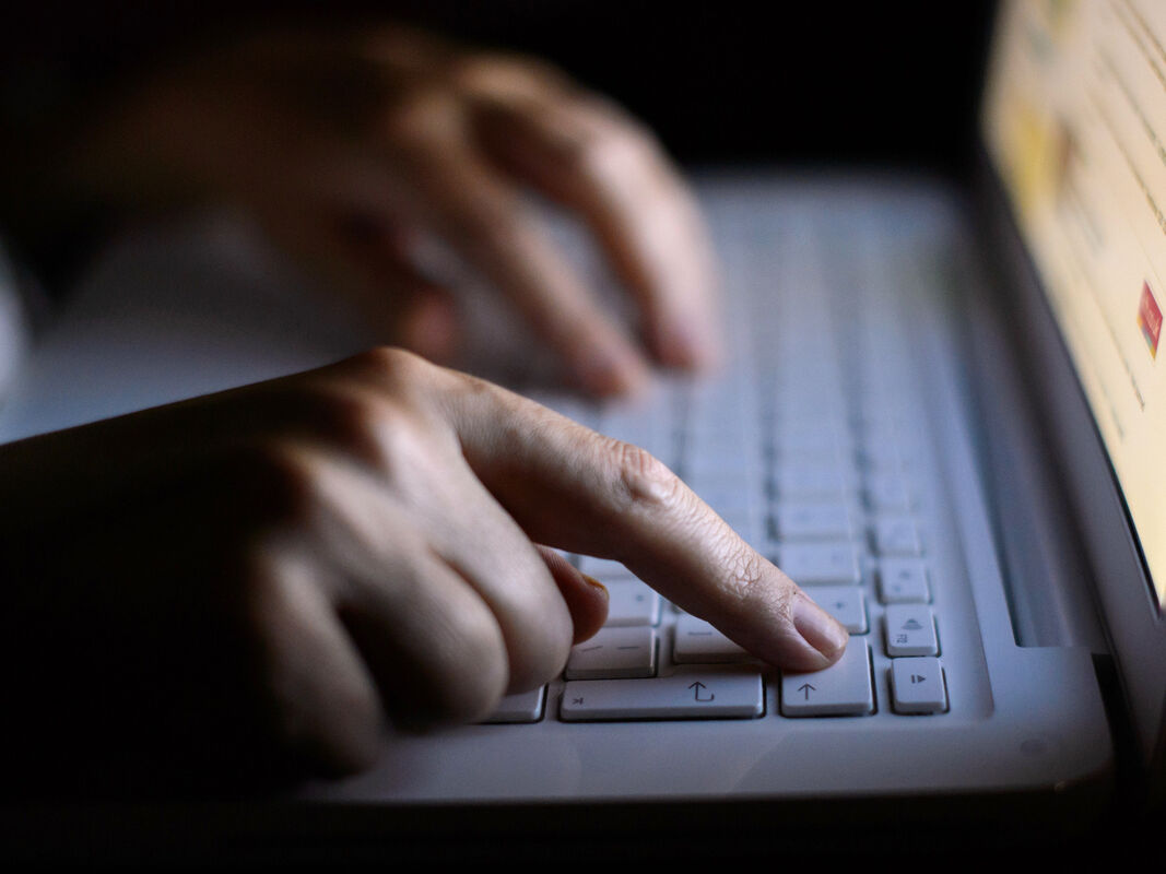 FBI oprește o operațiune cibernetică de spionaj folosită de hackeri ruși. Software-ul a fost folosit în 50 de țări