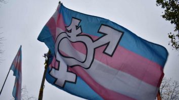 Țara în care persoanele transsexuale ar putea să nu mai fie recunoscute legal. Deciziile luate de parlament