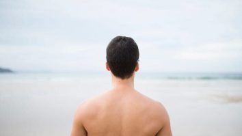 Autoritățile din Georgia le recomandă oamenilor să nu mai apară dezbrăcați în pozele din permisul de conducere digital