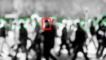 FOTO. Recunoașterea facială bazată pe inteligența artificială a dus la mai multe arestări greșite. Care sunt cele mai cunoscute cazuri