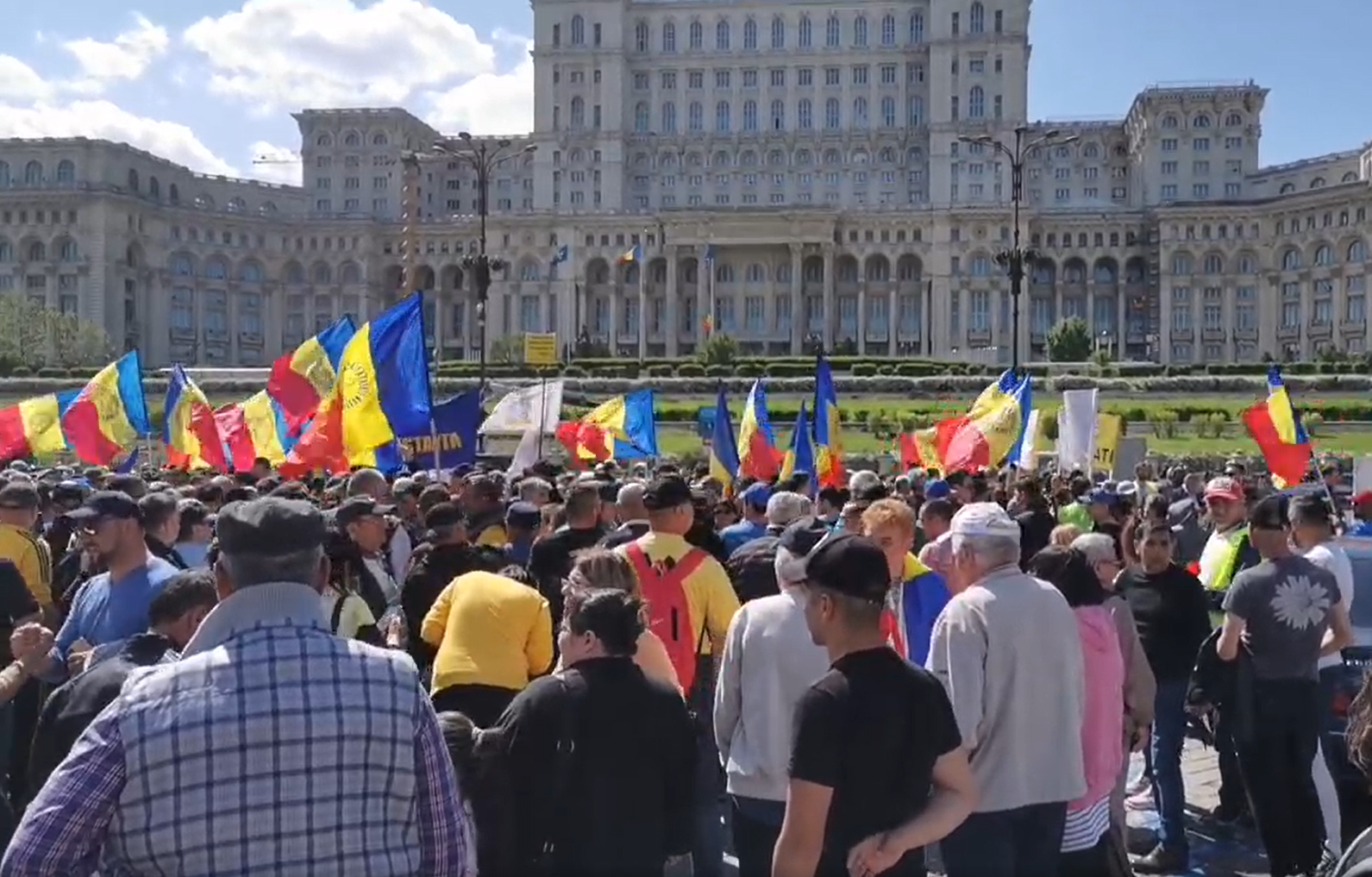 VIDEO. Protest AUR în București. George Simion: „Vom bloca legile antinaționale care sunt pregătite la vot”