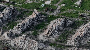 VIDEO. LIVE UPDATE. 443 zile de invazie rusă. Imagini cu orașul ucrainean Mariinka, ras de pe fața pământului de Rusia