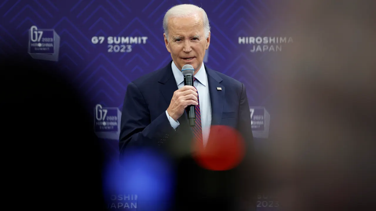 Plafonul datoriei SUA. Joe Biden îi îndeamnă pe republicani să ajungă la un compromis în contextul reluării discuțiilor