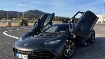 FOTO. Cum arată Mercedes-AMG Project ONE,  mașina de 2,7 milioane de dolari
