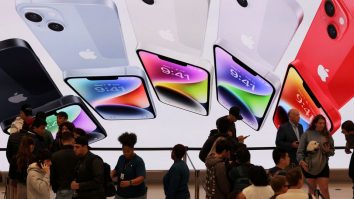 Previziunile privind marjele Apple depășesc estimările Wall Street. Vânzările de iPhone sporesc profiturile