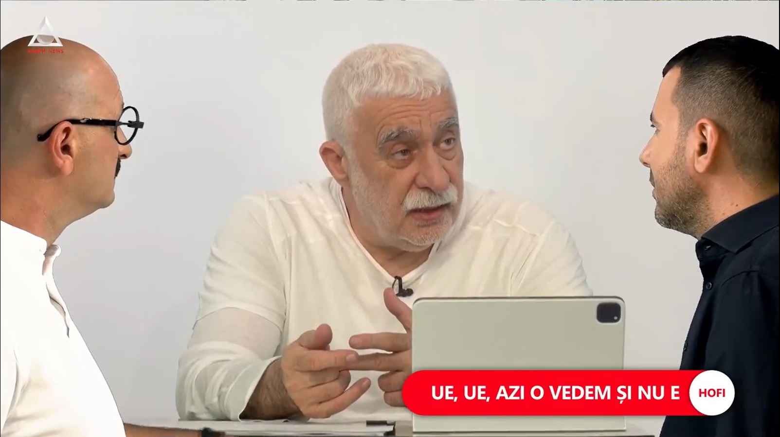 Adrian Sârbu: România este nu integrată, ci dezintegrată în Europa. Românii caută România în afara României
